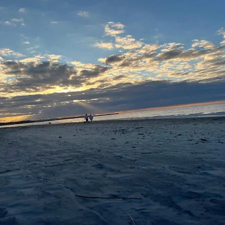 6 Person In Hornbaek-by Traum